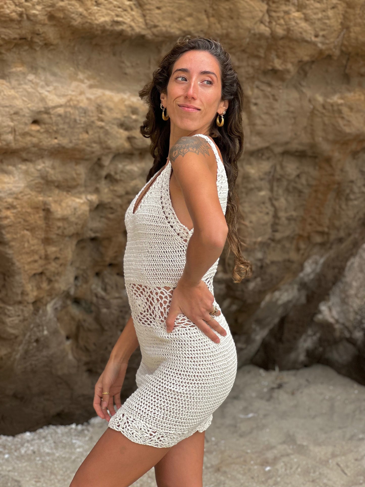 VESTIDO CORTO FLOR BLANCO